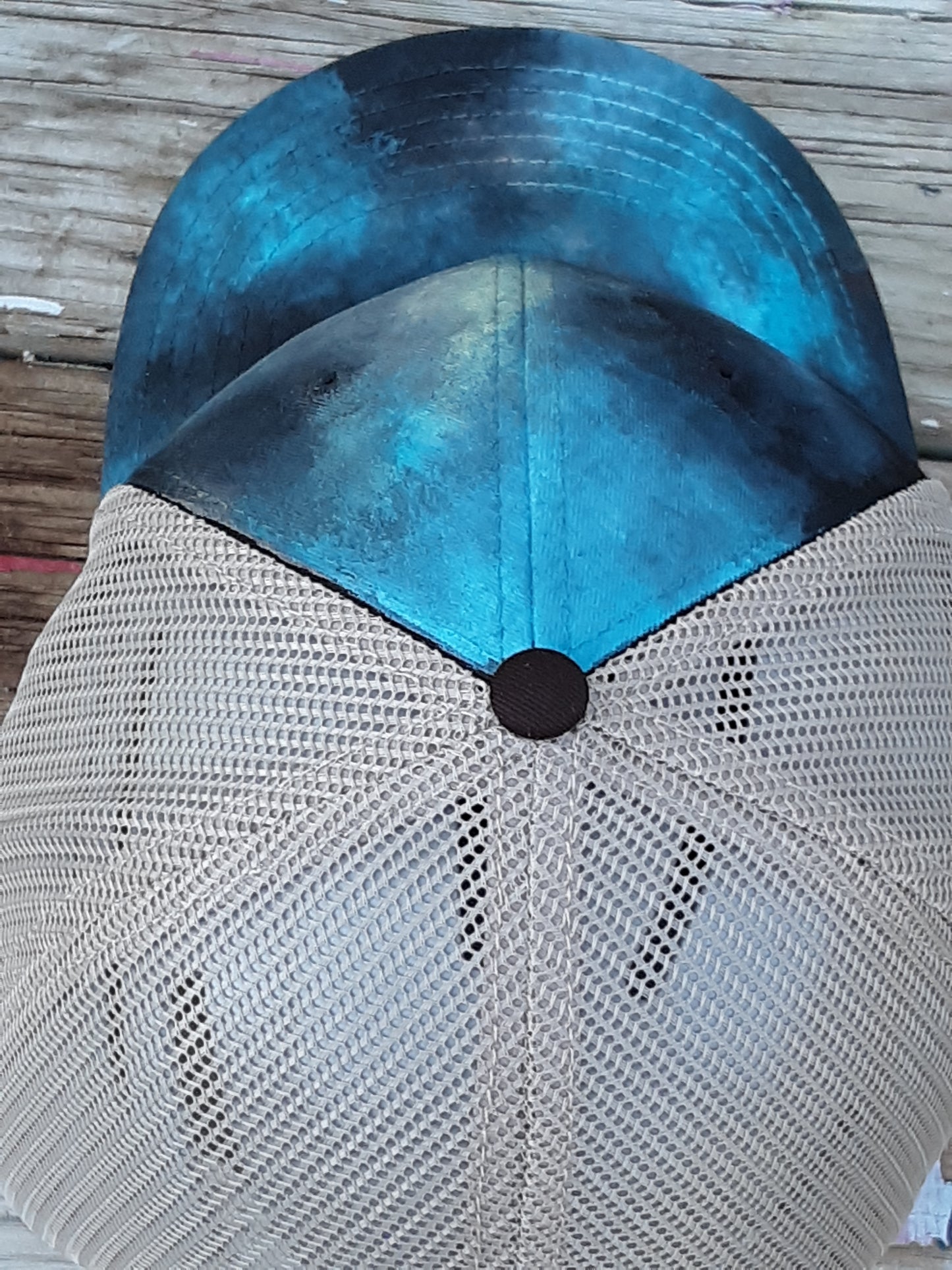 Hebrew Font Jehovah Nissi XXL Trucker Cap